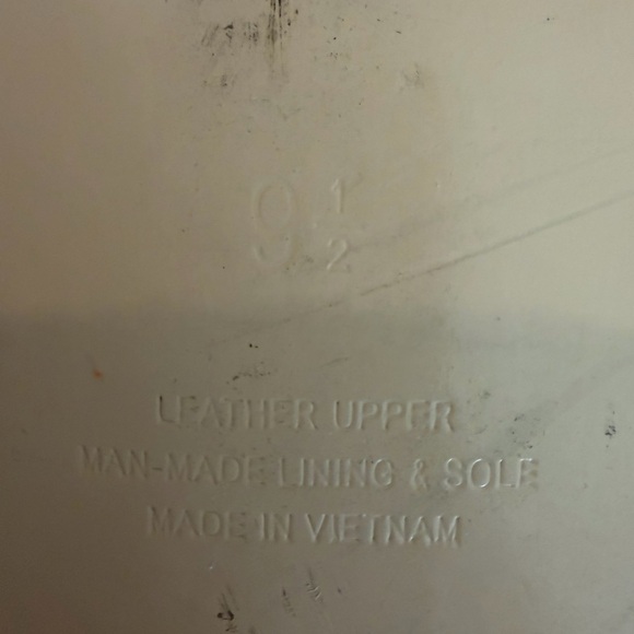 Tony Bianco Persia Leopard Print Flat Sandal - Picture 9 of 11